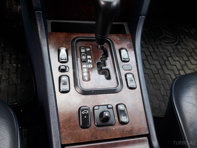 Mercedes C 200 1998, 266,917 km - 2.0 l - Bakı