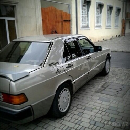 Mercedes 190 1991, 350,000 km - 0.2 l - Füzuli
