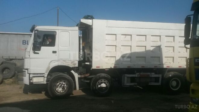 HOWO Sinotruk 2013, 45,000 km - 9.5 l - Bakı
