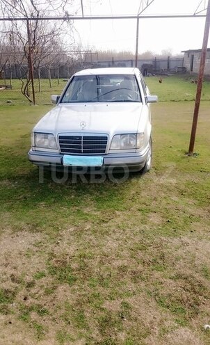 Mercedes E 200 1994, 384,000 km - 2.0 l - Kürdəmir
