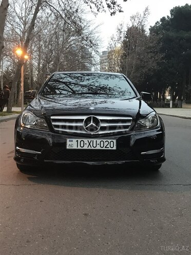 Mercedes C 300 2013, 101,000 km - 3.0 l - Bakı