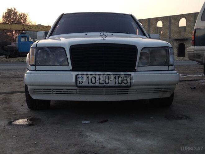Mercedes E 300 1994, 224,600 km - 0.3 l - Bakı