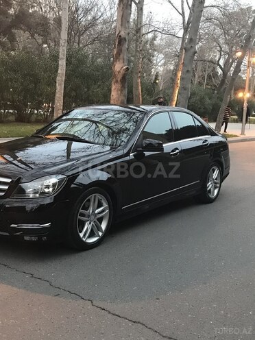 Mercedes C 300 2013, 101,000 km - 3.0 l - Bakı