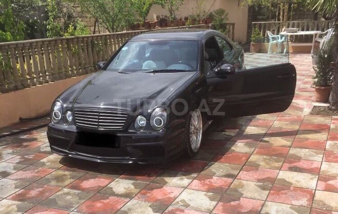 Mercedes  2000, 220,000 km - 4.3 l - Bakı