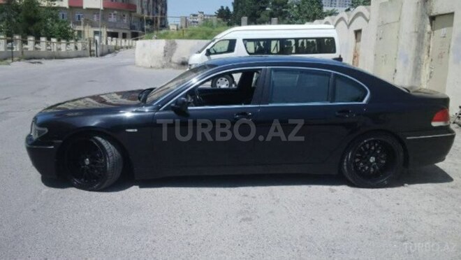 BMW 745 2003, 242,000 km - 4.5 l - Bakı