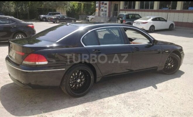 BMW 745 2003, 242,000 km - 4.5 l - Bakı