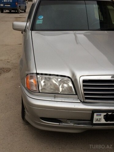 Mercedes C 200 1998, 280,000 km - 2.0 l - Bakı