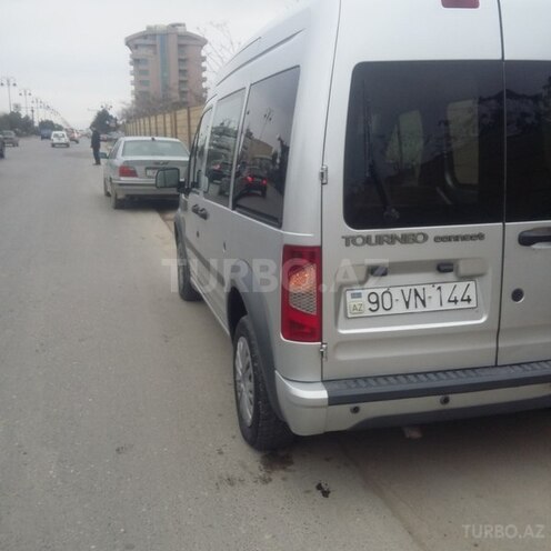 Ford Tourneo Connect 2010, 220,000 km - 1.8 л - Bakı