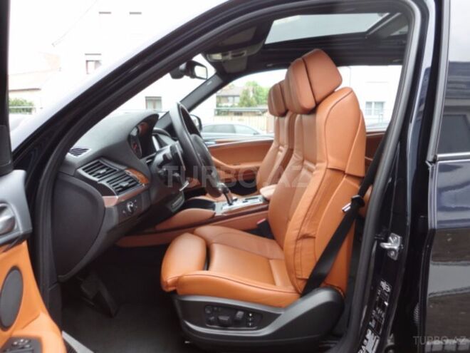 BMW X5 M 2011, 81,000 km - 4.4 l - Bakı