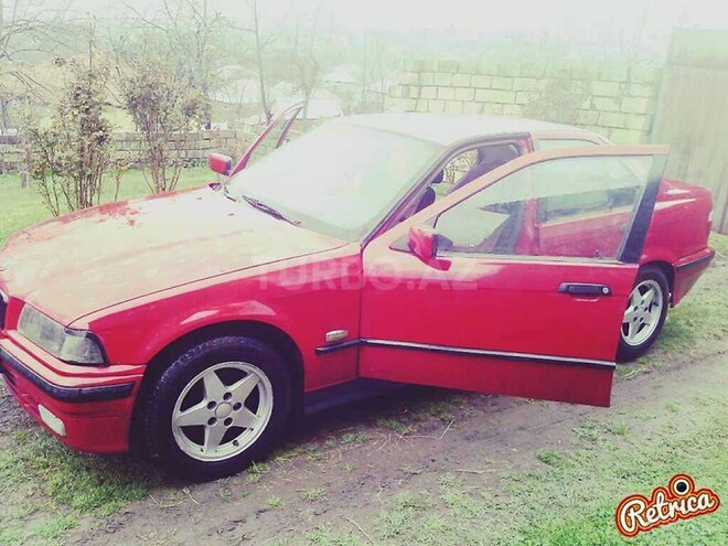 BMW 320 1992, 40,000 km - 2.0 l - Zaqatala