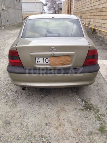 Opel Vectra 1999, 200,000 km - 1.6 l - Mingəçevir