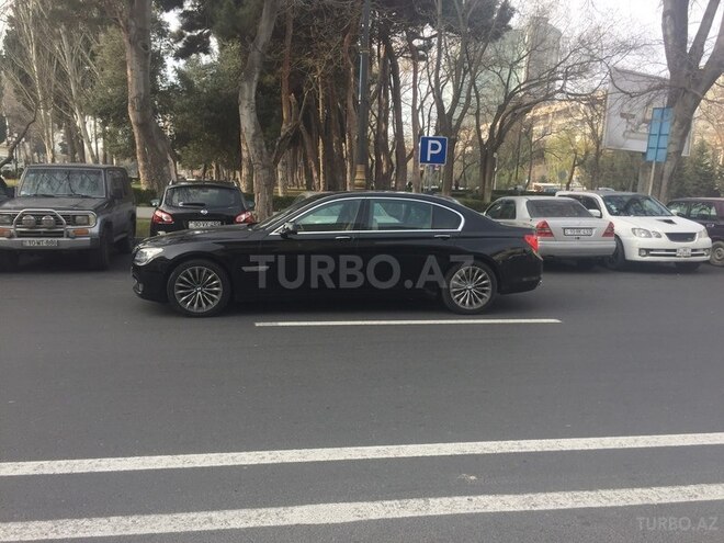 BMW 750 2009, 183,500 km - 4.4 л - Bakı