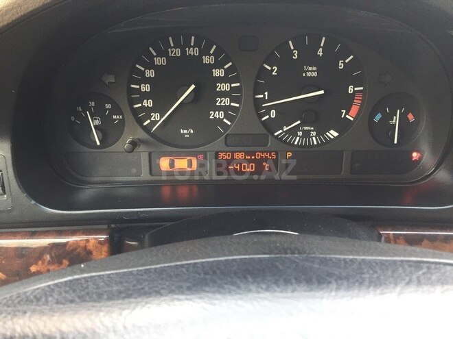 BMW 528 1998, 321,678 km - 2.8 l - Sumqayıt