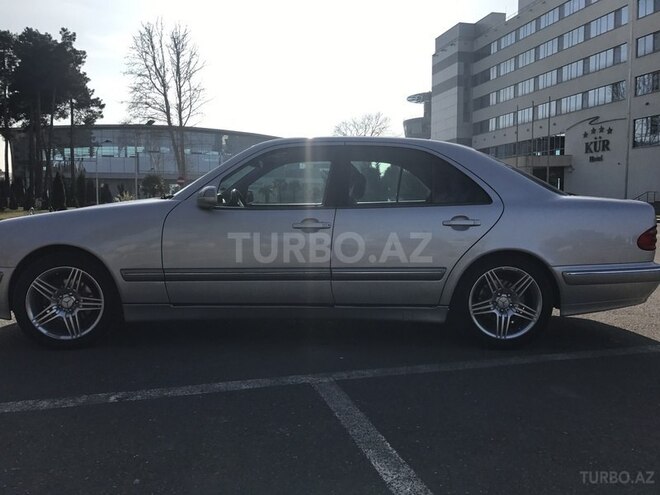 Mercedes E 240 1999, 222,000 km - 2.6 l - Mingəçevir
