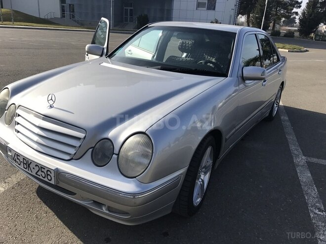 Mercedes E 240 1999, 222,000 km - 2.6 l - Mingəçevir