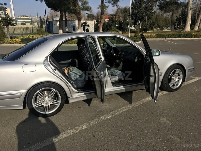 Mercedes E 240 1999, 222,000 km - 2.6 l - Mingəçevir
