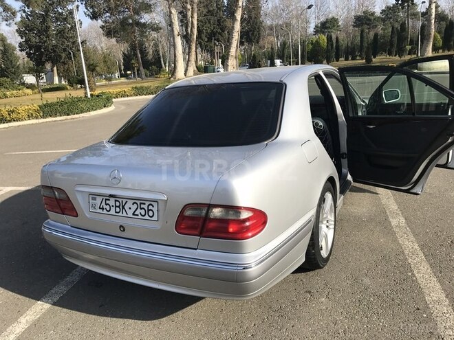 Mercedes E 240 1999, 222,000 km - 2.6 l - Mingəçevir