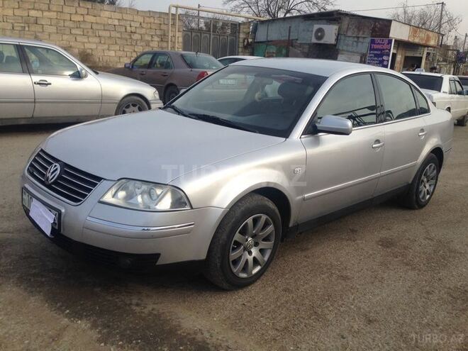 Volkswagen Passat 2001, 300,000 km - 2.0 л - Bakı