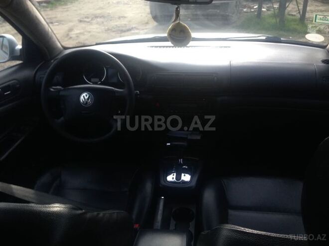 Volkswagen Passat 2001, 300,000 km - 2.0 л - Bakı
