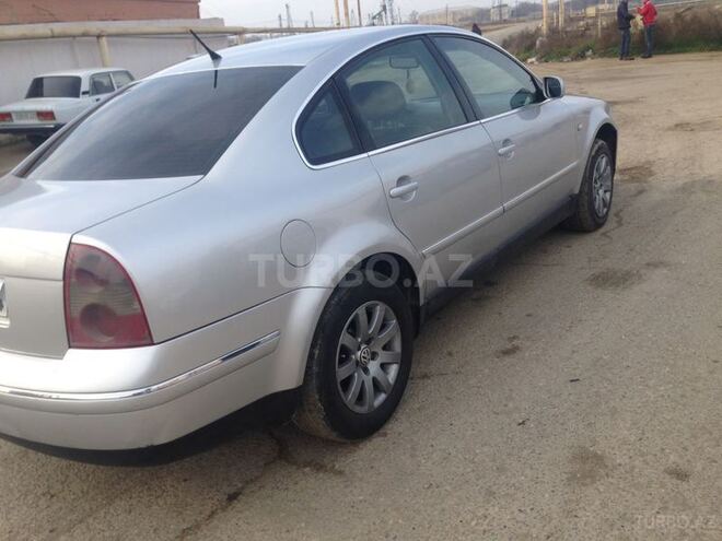 Volkswagen Passat 2001, 300,000 km - 2.0 л - Bakı