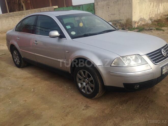 Volkswagen Passat 2001, 300,000 km - 2.0 л - Bakı