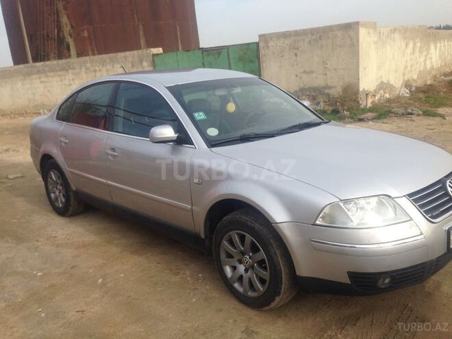 Volkswagen Passat 2001, 300,000 km - 2.0 л - Bakı