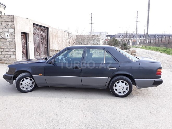 Mercedes E 230 1991, 300,000 km - 2.3 l - Bakı