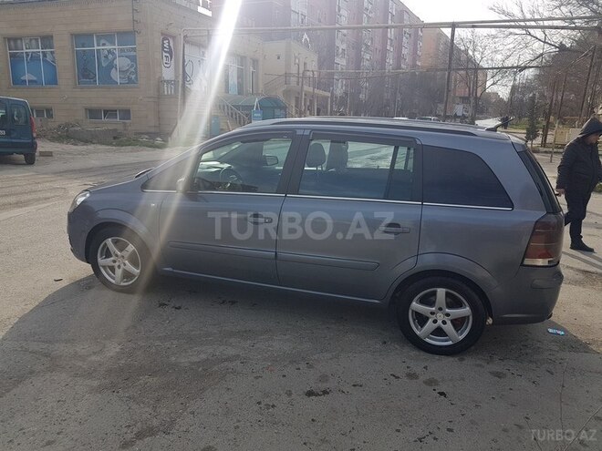 Opel Zafira 2005, 380,000 km - 1.9 l - Sumqayıt