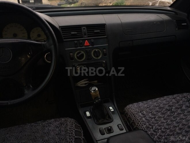 Mercedes C 220 1999, 263,981 km - 2.2 l - Bakı