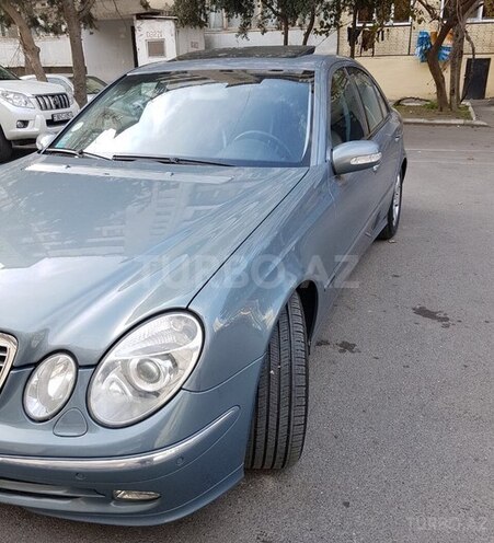 Mercedes E 320 2004, 207,692 km - 3.2 l - Bakı