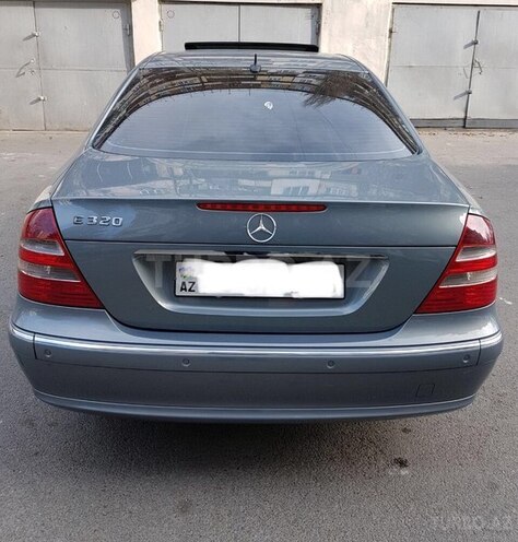 Mercedes E 320 2004, 207,692 km - 3.2 l - Bakı