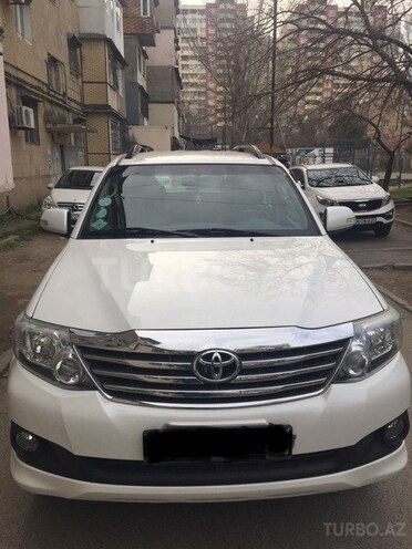 Toyota Fortuner 2013, 105,000 km - 2.7 л - Bakı