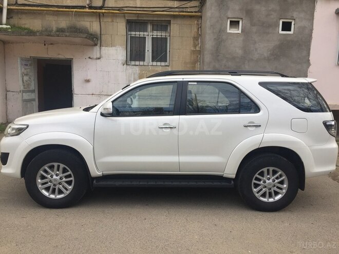 Toyota Fortuner 2013, 105,000 km - 2.7 л - Bakı