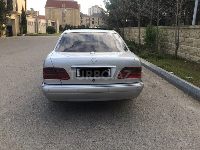 Mercedes E 200 1997, 197,000 km - 2.0 л - Bakı