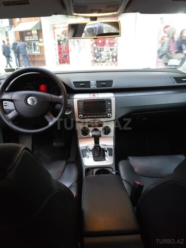Volkswagen Passat 2005, 245,500 km - 2.0 л - Bakı