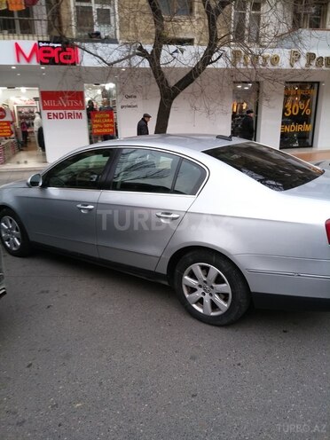 Volkswagen Passat 2005, 245,500 km - 2.0 л - Bakı