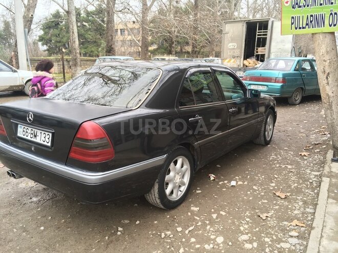 Mercedes C 180 1995, 276,042 km - 1.8 л - Yevlax