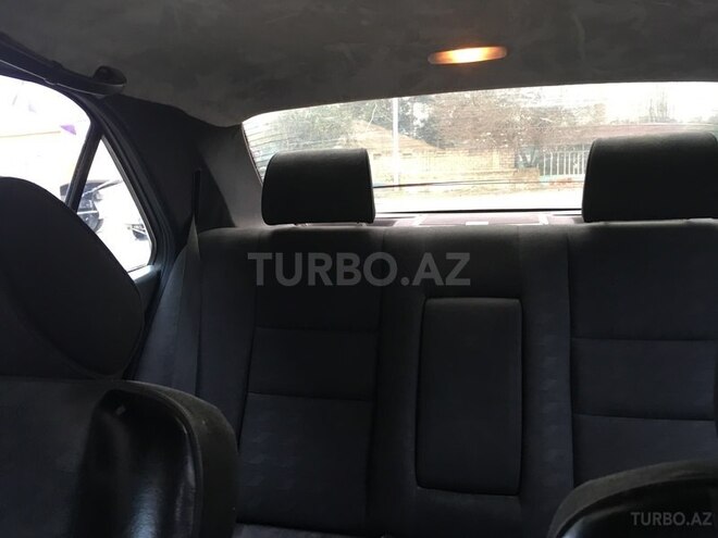 Mercedes C 180 1995, 276,042 km - 1.8 л - Yevlax