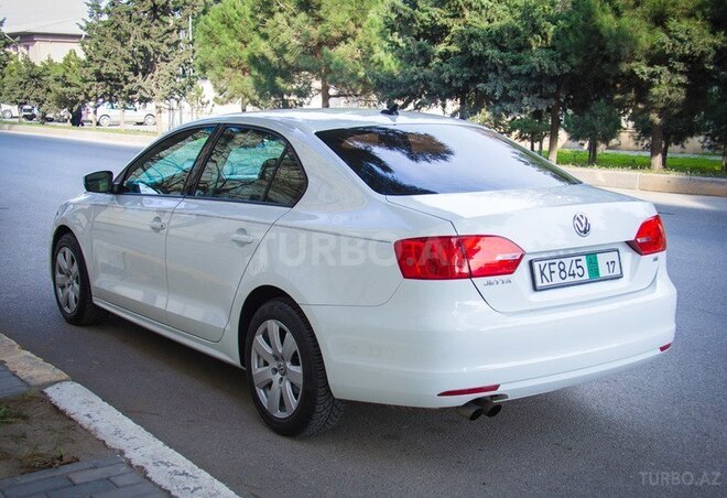 Volkswagen Jetta 2014, 70,000 km - 1.8 l - Bakı