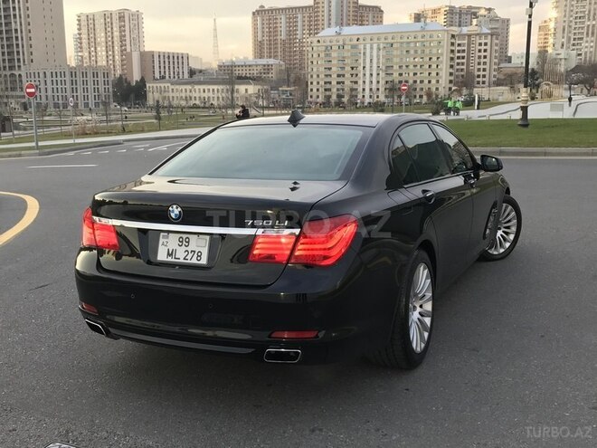 BMW 750 2011, 106,000 km - 4.4 l - Bakı