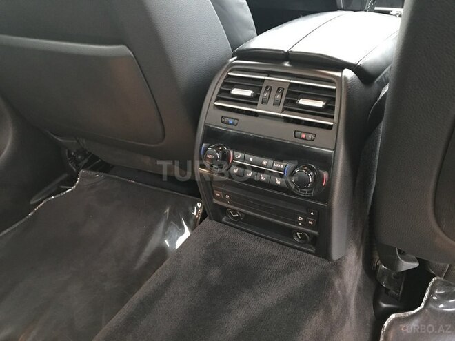 BMW 750 2011, 106,000 km - 4.4 l - Bakı
