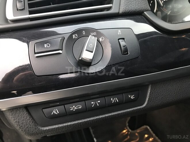 BMW 750 2011, 106,000 km - 4.4 l - Bakı