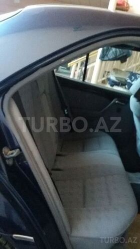 Mercedes C 180 1996, 332,000 km - 1.8 l - Qazax