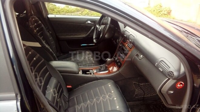 Mercedes C 220 2001, 350,000 km - 2.2 l - Bakı