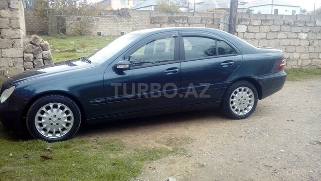 Mercedes C 220 2001, 350,000 km - 2.2 l - Bakı