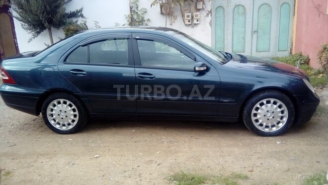 Mercedes C 220 2001, 350,000 km - 2.2 l - Bakı