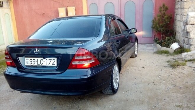 Mercedes C 220 2001, 350,000 km - 2.2 l - Bakı