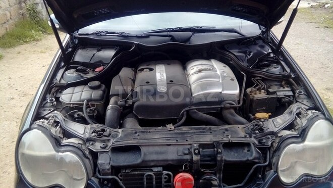 Mercedes C 220 2001, 350,000 km - 2.2 l - Bakı