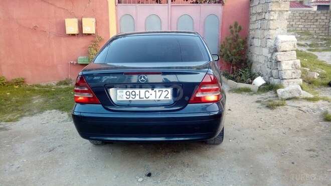 Mercedes C 220 2001, 350,000 km - 2.2 l - Bakı