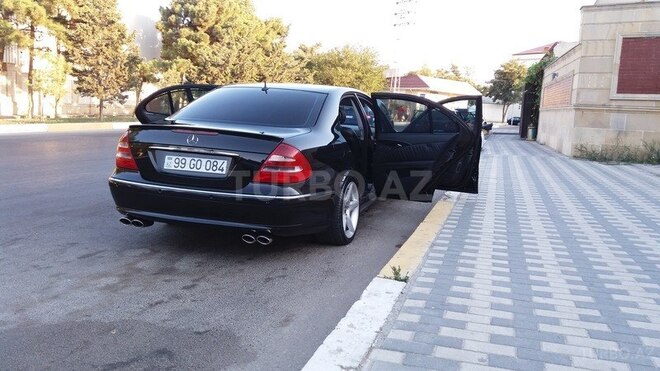 Mercedes E 240 2003, 310,000 km - 2.6 l - Bakı